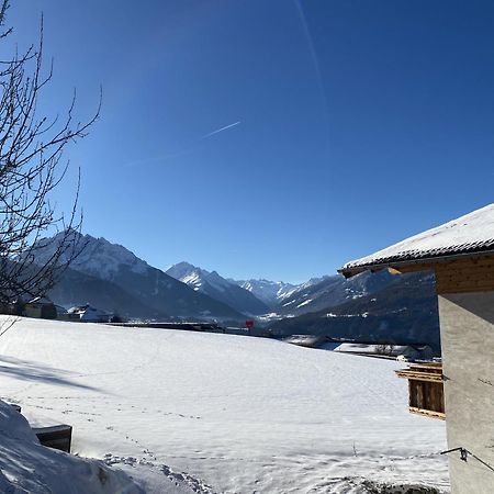 Apartment Wiesenhof - Natur & Weitblick Ueber Innsbruck - Ladestation Fuer Elektroautos ภายนอก รูปภาพ